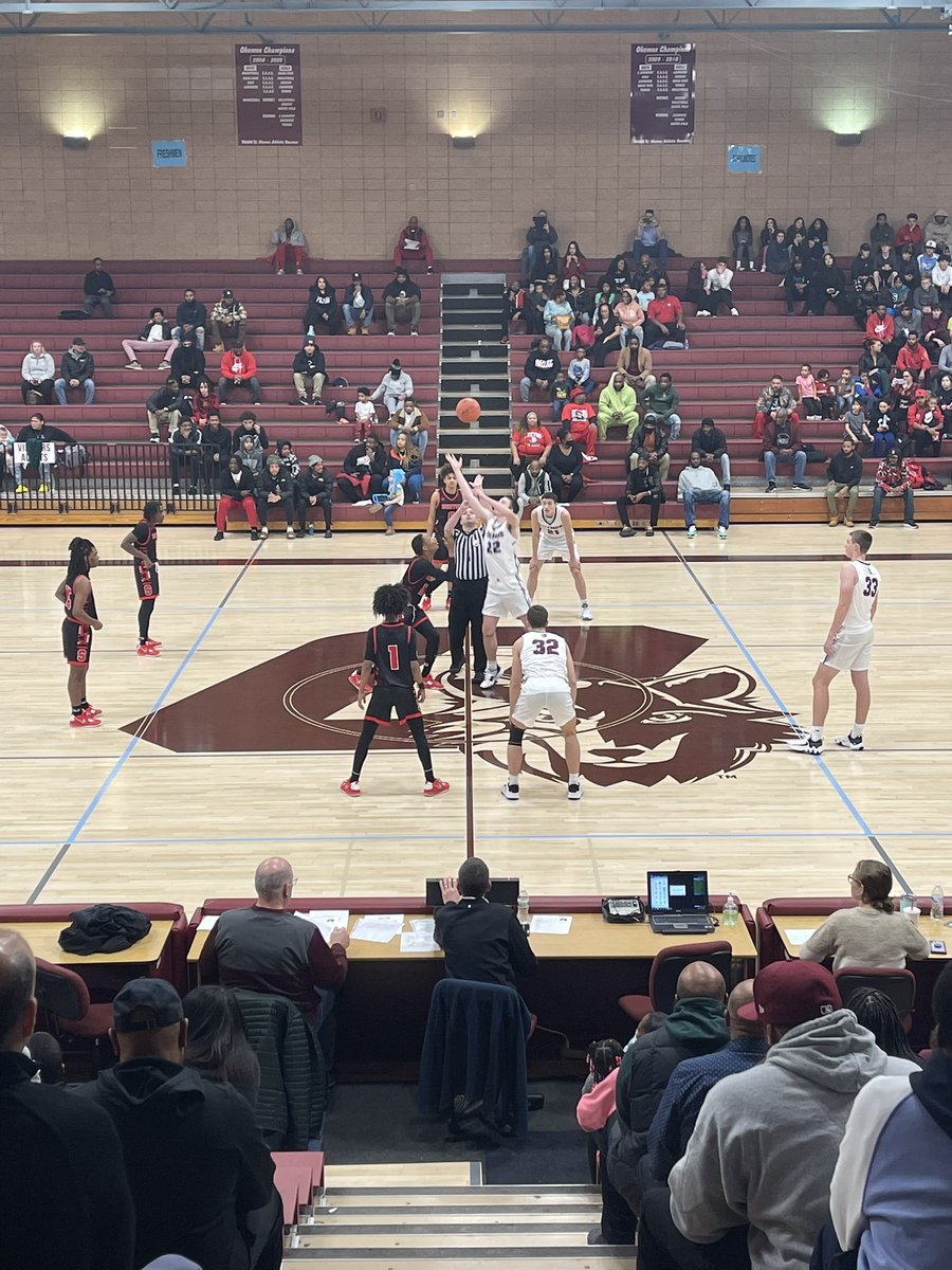 MrESPN's tweet photo. High school hoops opening night!
Sexton J-Dubbs vs Okemos Wolves
#CAACConference2022 https://t.co/4n0yMLpJCD