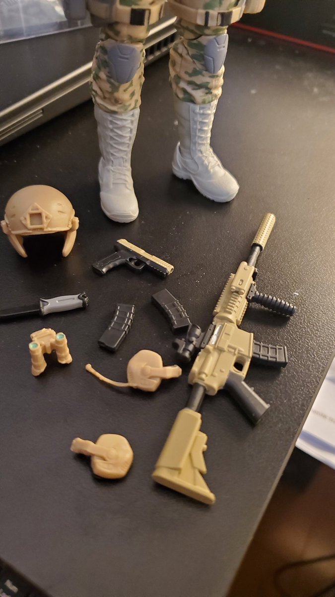 EricElemen's tweet photo. #CollectorsHelpingCollectors 
Finally got my @Dorksidetoys #Exclusive #ValaverseActionForce #InfantryCommando #ActionFigure 
Looks amazing 👏🏽 awesome accessories 👌🏽
Check this out! https://t.co/2z4DPf7HEJ