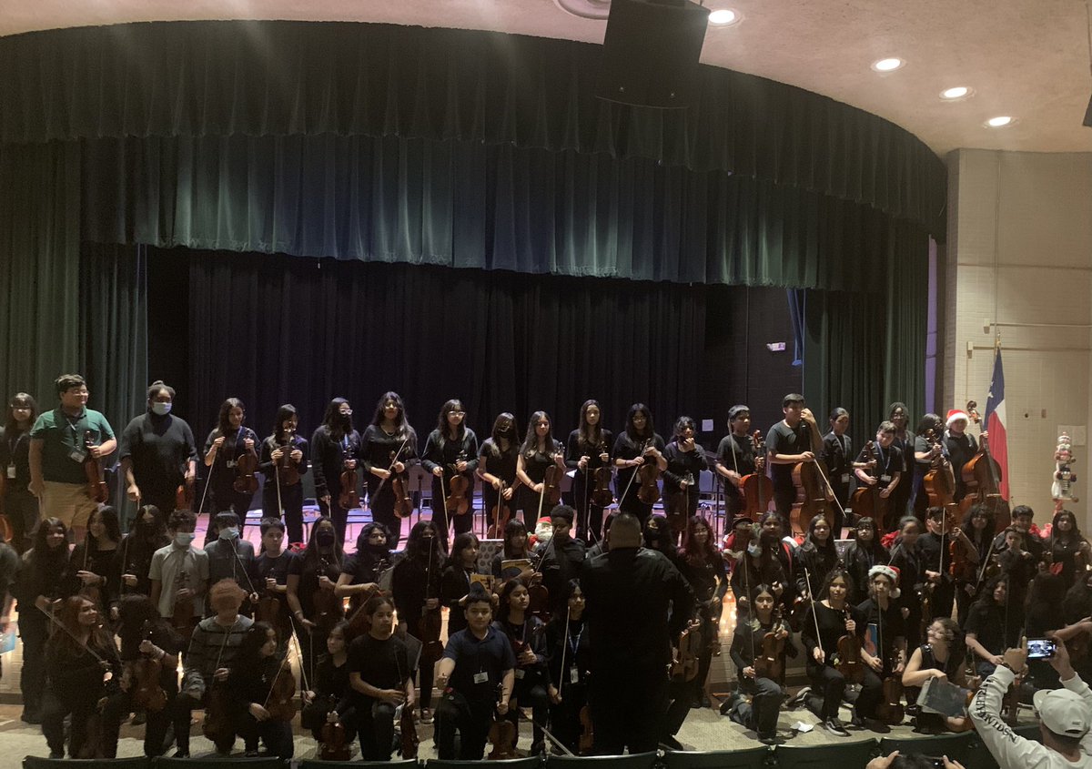 WoodsMiddle's tweet photo. Orchestra Night at Spring Woods MS.  Thank you Mr. Anzora. https://t.co/PwVpypeBQ0