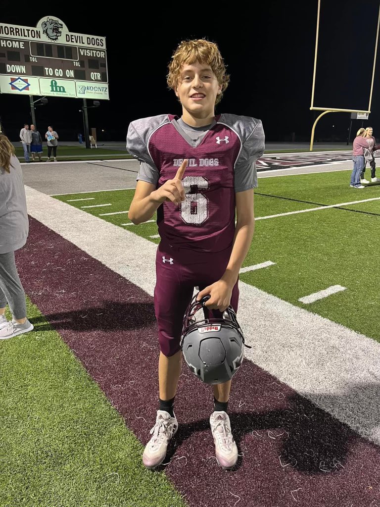 MaddoxBerry18's tweet photo. Maddox Berry
2026 Morrilton High School
Freshman season stats

10 games (8-2 record) 
1,950 total passing yards
22 Touchdowns
River Valley Junior High Conference Champs https://t.co/1POhSkiMk1