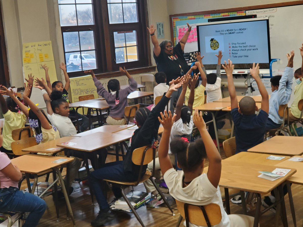 and_now_adaeh's tweet photo. Tt:"...Remember we are trying hit our?"
St: "STRETCH GROWTH!"
@Rhonda28teach I love how you set the tone for testing and learning. @Detroitk12 #HomeofDetroitsNextLegends #Excellence #CommUNITY #DPSCD #Education #Detroit #WhatUpDoe #SmallbutSOLIDSteps #ItsAThirkellThing
@iReady https://t.co/r35R8P0skL