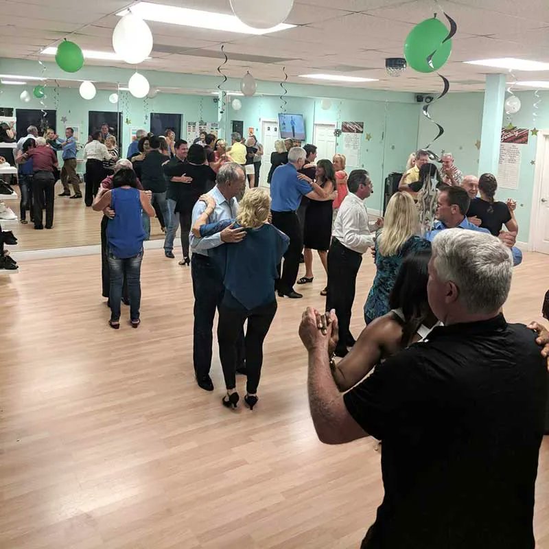 DancePassionFL's tweet photo. Hey Guys! Don't forget we have Merengue (12/7) &amp; Bachata (12/8) 
Group Classes this week starting at 7:00
Make sure to come and join us!
$10 admission fee per person! https://t.co/AEnLx7srdf