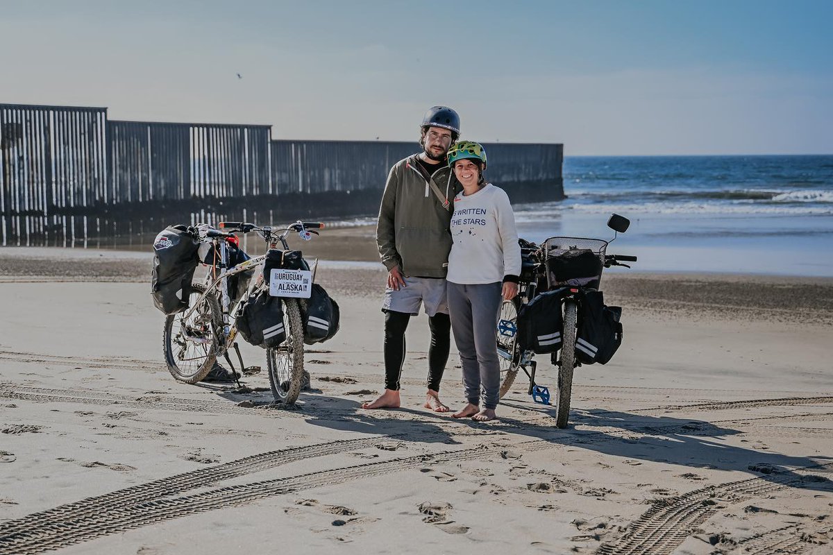 ¡Buen viaje, Tabaré Alonso ! El ciclista deja atrás el calor sonorense para internarse en la nieve de Estados Unidos con su inseparable Fernanda Lem Photographer 

📷 Fernanda Lem / Tabaré Alonso

elsoldehermosillo.com.mx/doble-via/taba…