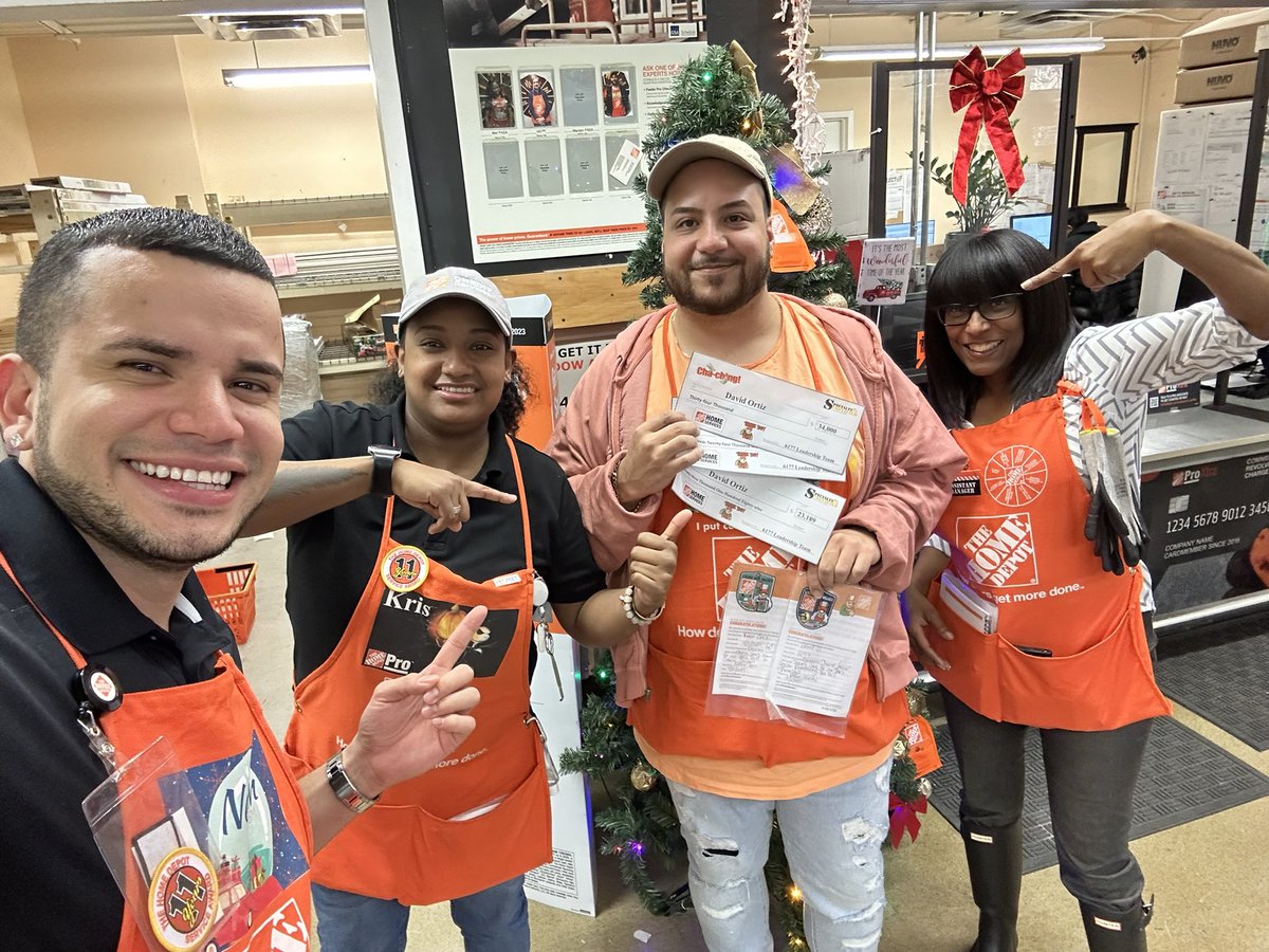 Big big Shoutout to David PASA for selling  $400k+YTD while delivering excellent customer service !!!!!! Great Job !!!!! #6177  <a href="/nelsonr1271/">Doodles | Infos</a> <a href="/RaikoShinn/">Raiko Shinn</a> <a href="/Rhondae75895645/">Rhonda Edwards operations Assistant SM</a>