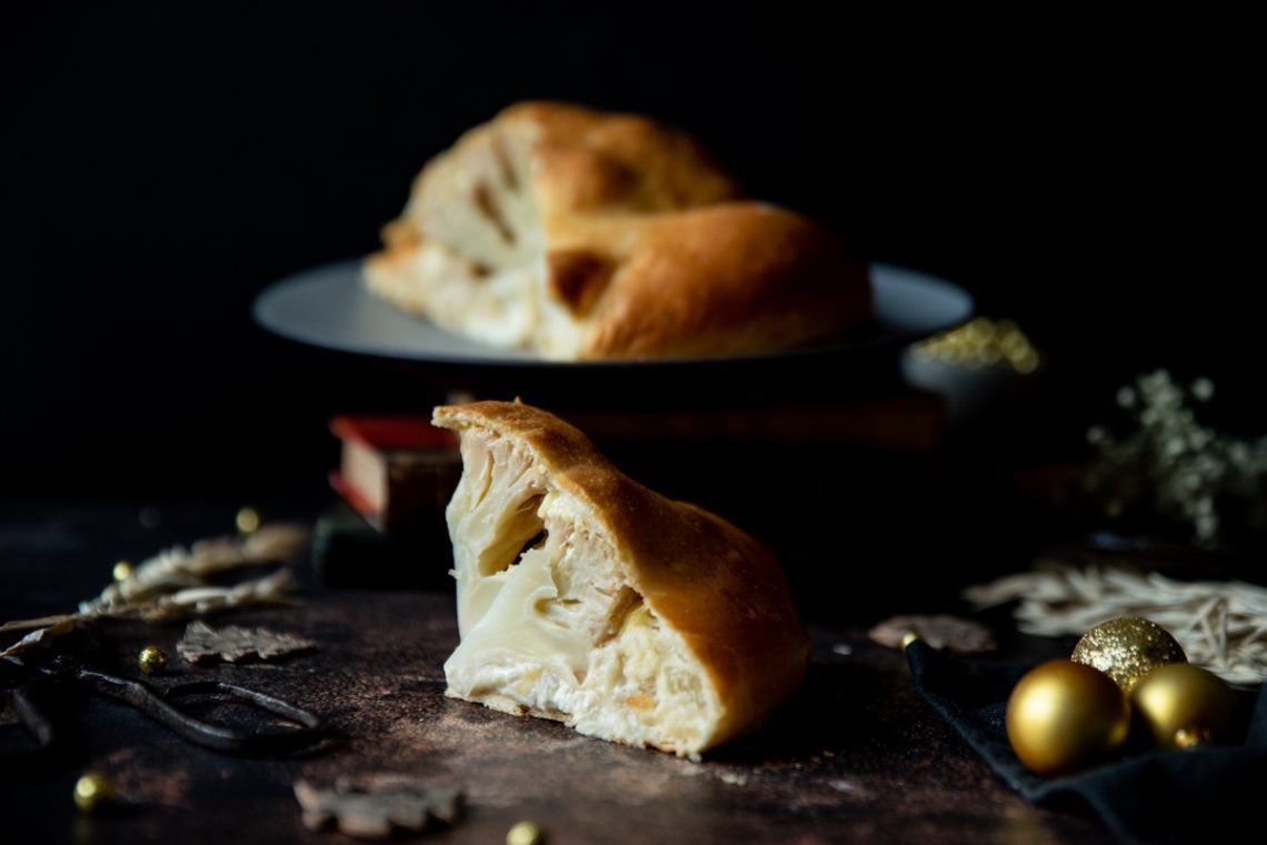 mesgougeres's tweet photo. @Heleoniesone Hello, j’ai pas mal de recettes de fêtes végé sur mon blog, par exemple le choufleur en brioche : https://t.co/et8I5X19EJ, 1 tourte vegetarienne : https://t.co/EaZ5hvnfjY et une tourte vegan : https://t.co/BDGB7KQUTT ou encore les oignons crumble : https://t.co/irp88j6oJx 🤗 https://t.co/FIfQ4R0PBm