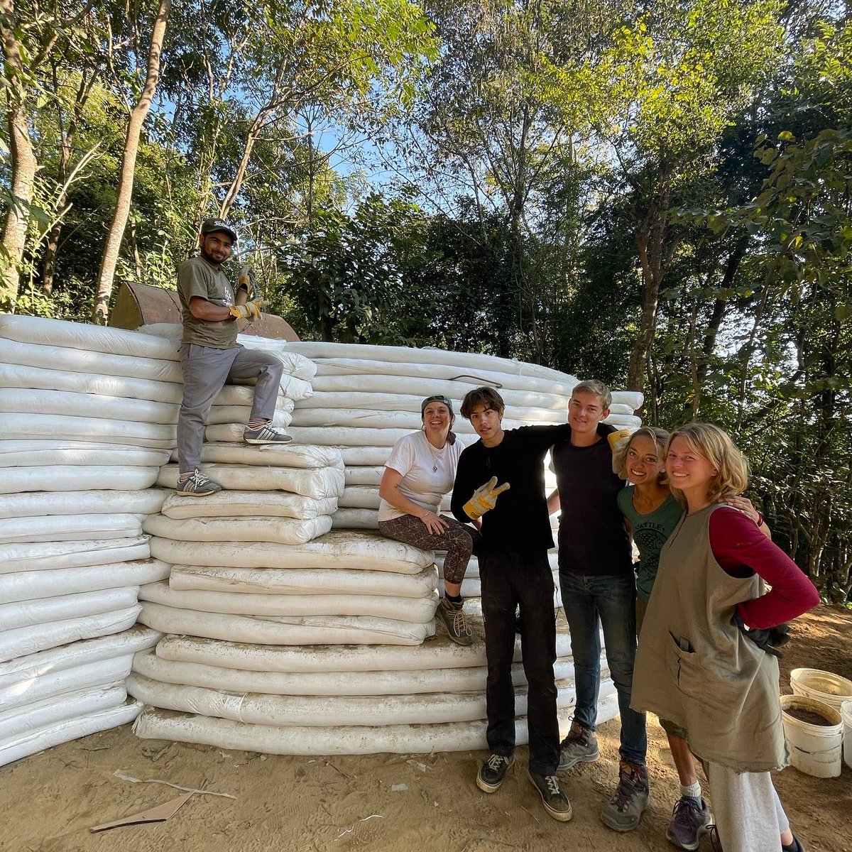 consciousimpct's tweet photo. Our #Superadobe course is complete! We are building to showcase what is possible when you build structures that are strong and good for the planet.
Have you ever wanted to live in a dome? #nepal #dome #Sustainable #consciousimpact https://t.co/0zTnlMW7Op