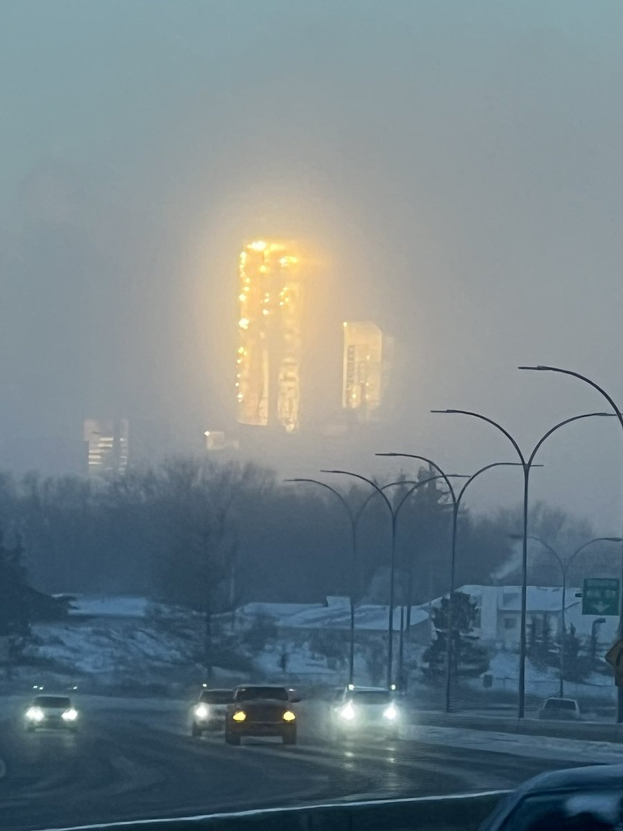 HRProf_Mike's tweet photo. JW Marriott in downtown Edmonton looked like it was on fire this morning.  Fortunately, it was sun reflection and ice fog. @ctvedmonton @GlobalEdmonton (pics taken while safely parked) https://t.co/LjKzVVjf4n