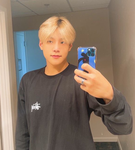 yunobubby's tweet photo. Spot the difference 

(hint: there is no difference) https://t.co/Ms4dofBxuT