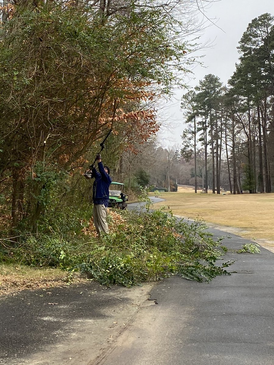 MsTurfMuscle's tweet photo. One week down, hopefully many more to go at the new golf course! That #dukeblue sure does look good on me 😂 Course is looking great! Team has been busy fixing bunkers, clearing debris and cutbacks on cart paths. https://t.co/SjNA1oy00D