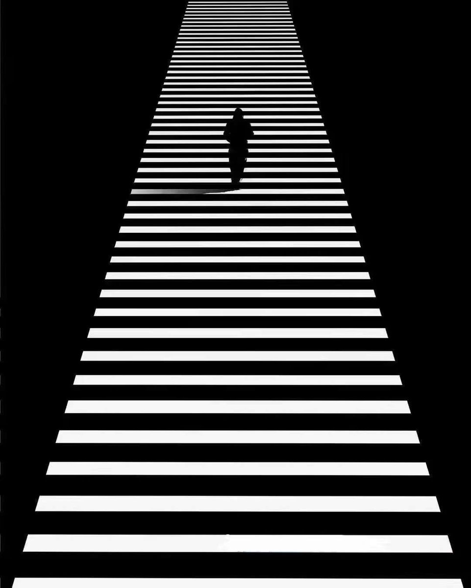 cryptoaoao's tweet photo. Don't force others to change the cause and effect, u have to know that some way for him is the only way, even if u try to change, they will continue to return to their own cause and effect road. Everyone has their own destiny, respect for trajectory of each life…… https://t.co/nwUxvyfptj