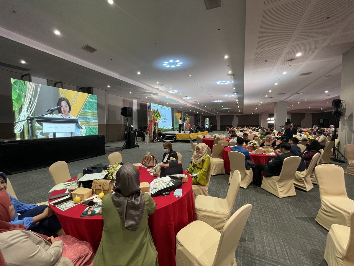 OyunUNICEF's tweet photo. Congratulations to @BangsamoroGovt #MBHTE for holding its first Bangsamoro Education SummitΒ π
As children return to full in-person schooling, a whole of society approach is needed to ensure that no child gets left behind. #ForEveryChild #NoBangsamoroLeftBehind https://t.co/vzfSOlY2Kp
