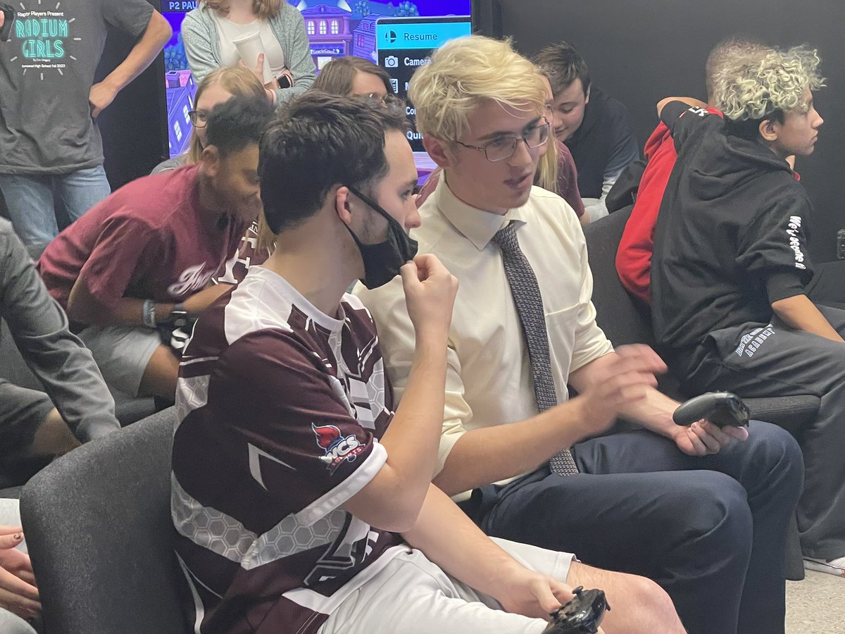 NOLO’s Josh B. Is playing in the Smash championship vs FHS. #esports