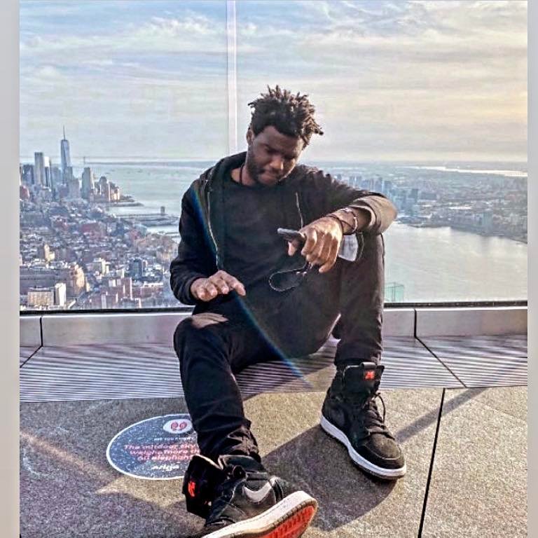 Archivist D 👑 tweet media