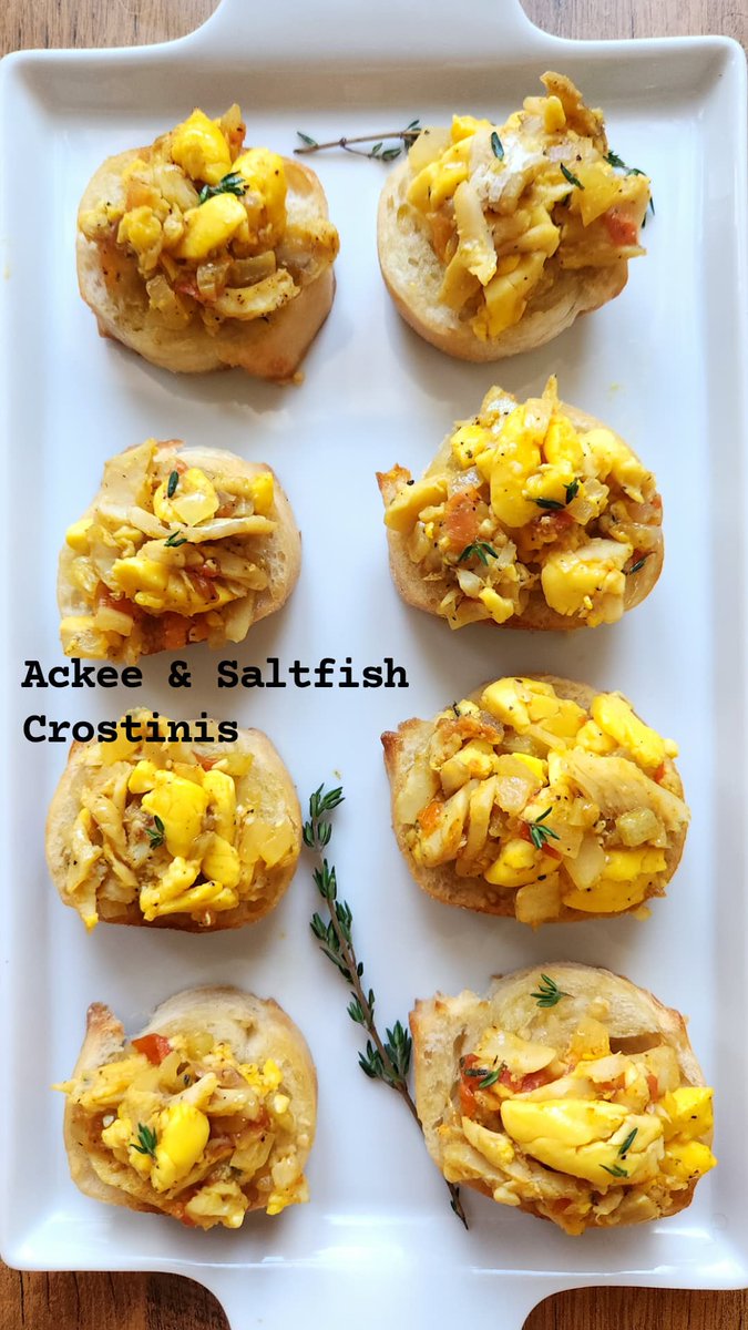 onelovecooking's tweet photo. Ackee &amp; Saltfish Crostinis. Great as an appetizer or snack. 

#Food #Foodie #foodblogger #appetizer #snack #jamaicanfood #Caribbean #ackee #saltfish #crostini #baguette https://t.co/ypB6CYHjPa
