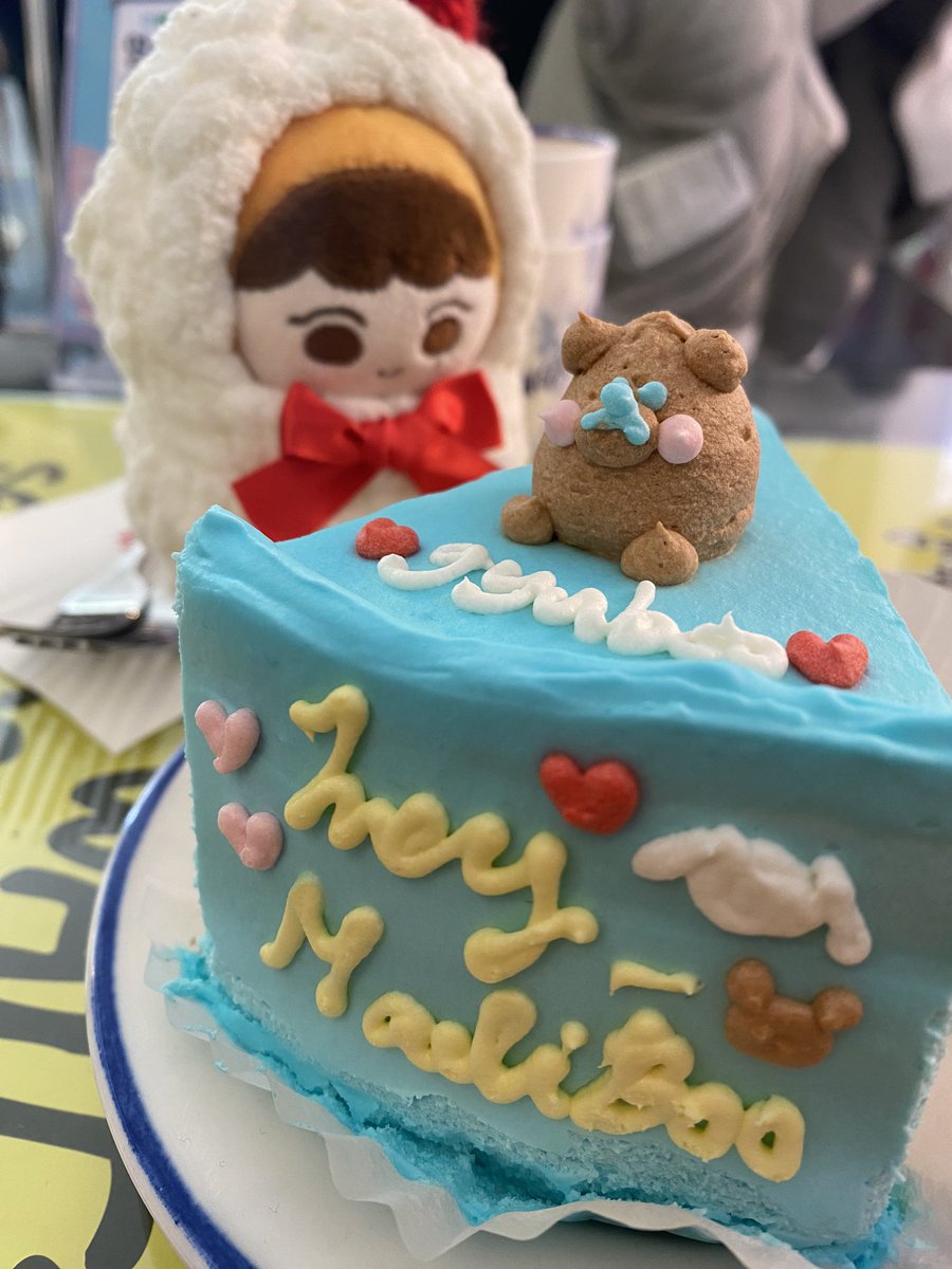 복작🥰😎🍊복작🐻🌸🐶
예쁜카페와 귀여운 규부💖
예쁜사랑 하세요 

#우리만의_유대관계
#hey_MaliBoo