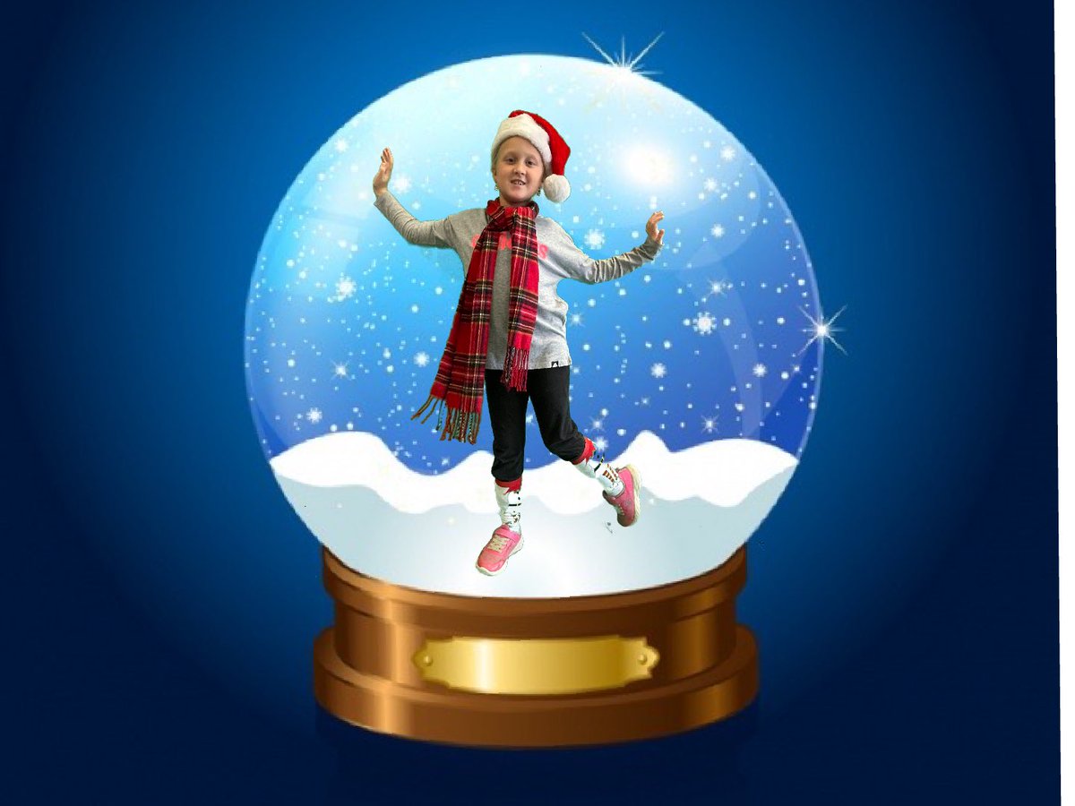 knelsonedu's tweet photo. My favorite ornament each year! I cut them out, laminate, and add the year. 🎄❤️Thanks, #doink for making this so easy and cute! https://t.co/WAEUS3oh0S
