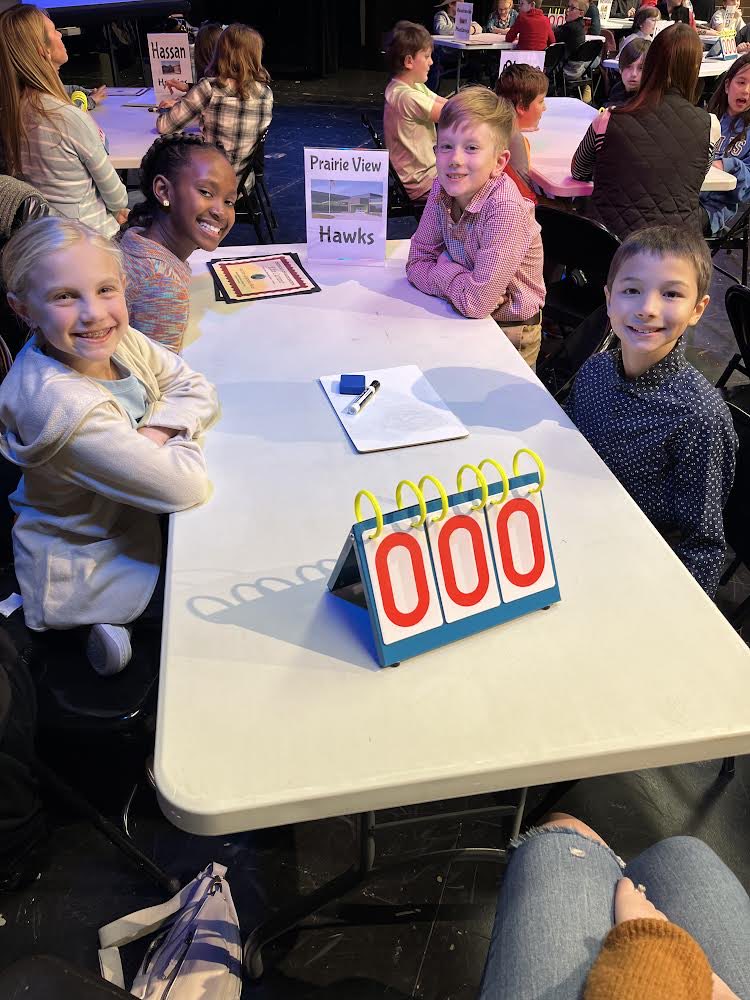 Congratulations to the Prairie View Elementary Hawks! Our team took 4th place at our district’s Geography Bowl! 💙💚 @bittmand⁩ ⁦@WCampbell728⁩