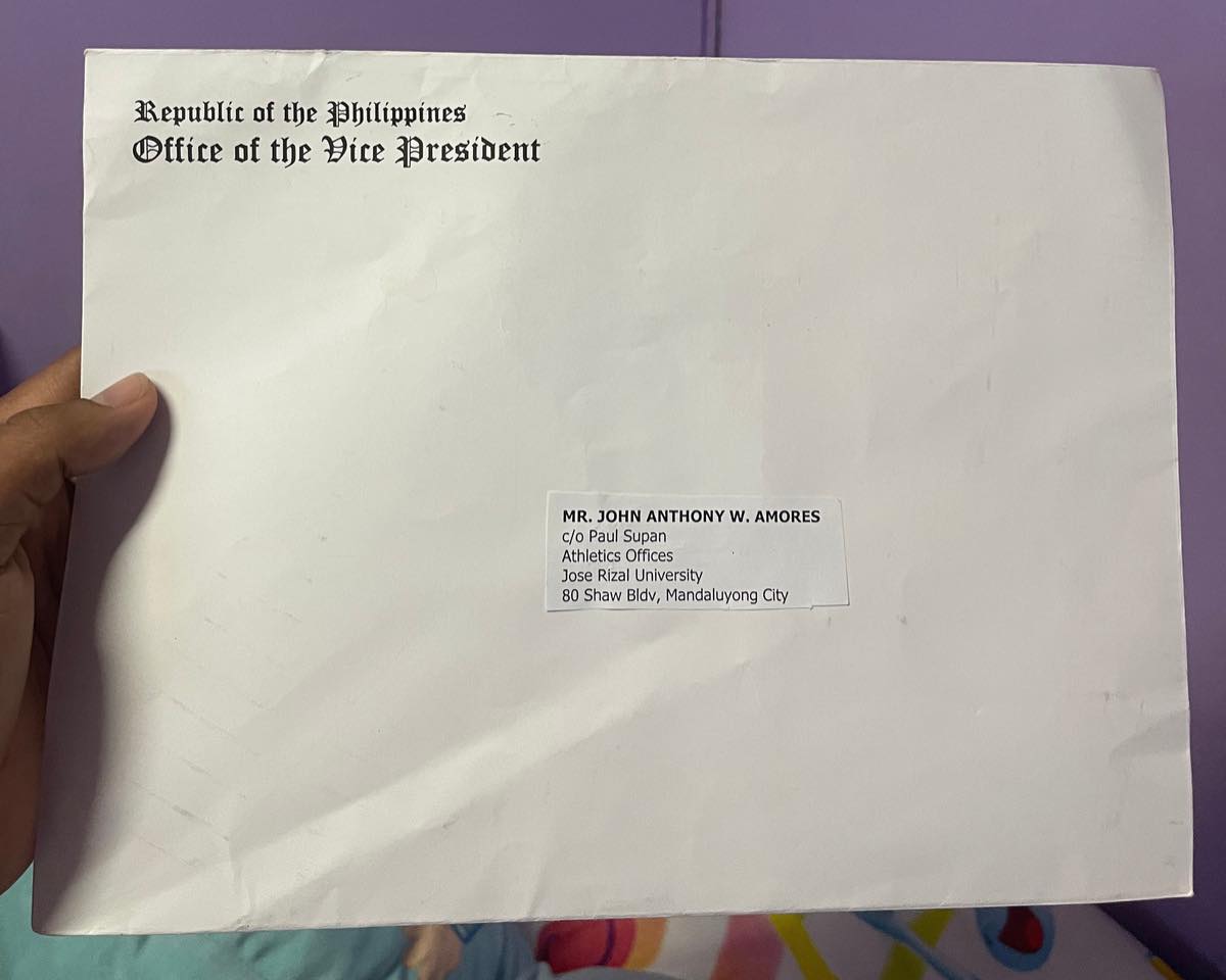 PhilstarNews's tweet photo. Basketball player John Amores, who in November had an infamous rampage in an NCAA game against the College of St. Benilde Blazers, shared in a Facebook post on December 5 the letter he received from Vice President Sara Duterte.

📸 John Anthony Walker Amores/Facebook https://t.co/RSXBjKtFt8