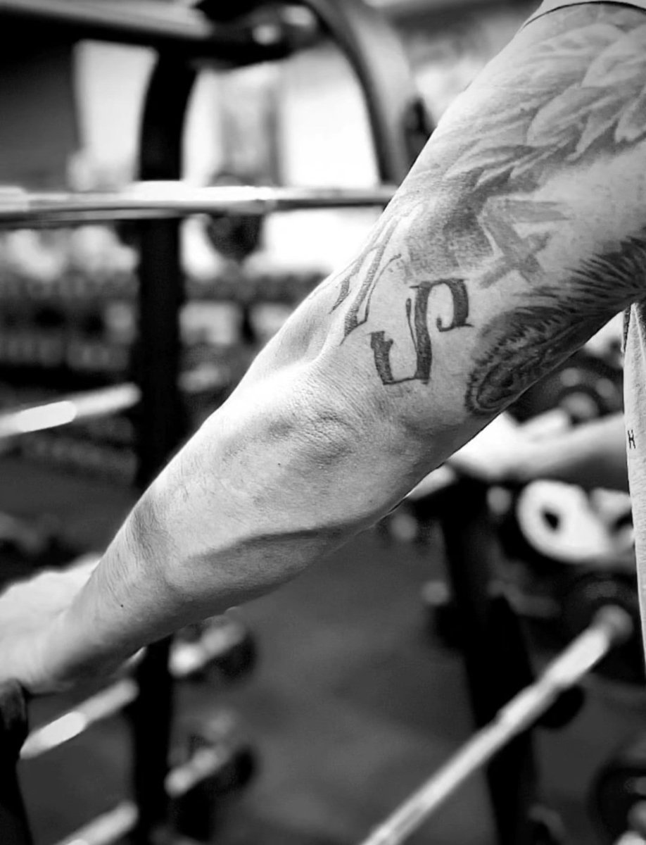 💪 Nosso kral começou a dar duro na academia. Além de bem estar pessoal temos um Kenan vindo aí!!!!🥰👏👌

#ibrahimçelikkol41 #ibo #kenan #ibofans