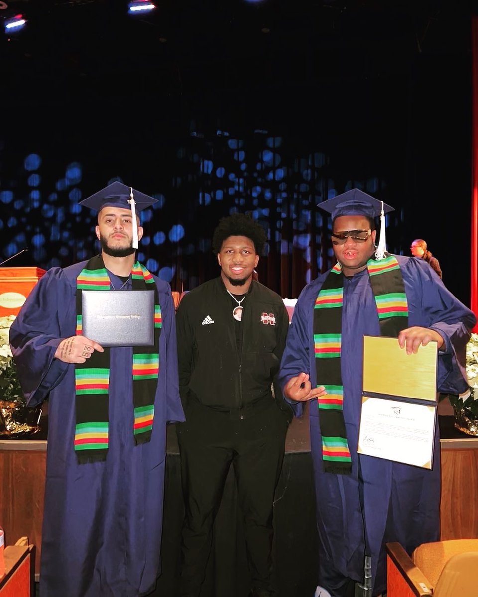 Adrian Barrett tweet media