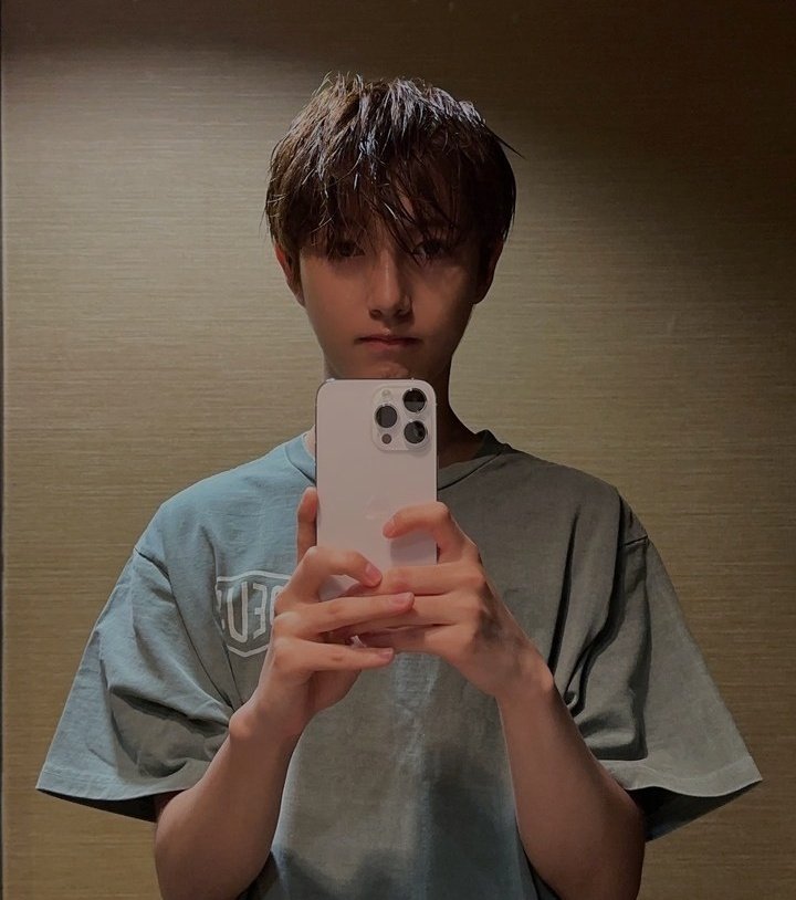 ㅤㅤㅤㅤㅤㅤㅤ
ㅤㅤ𝐈𝐍𝐒𝐓𝐀𝐆𝐑𝐀𝐌 𝐏𝐎𝐒𝐓 ⦂ 
ㅤㅤㅤ ◜ ﹫Renjunn_B

       💬 ﹕🥔🥔

  ⌂        ⌕        ⊞        ♡       ◌