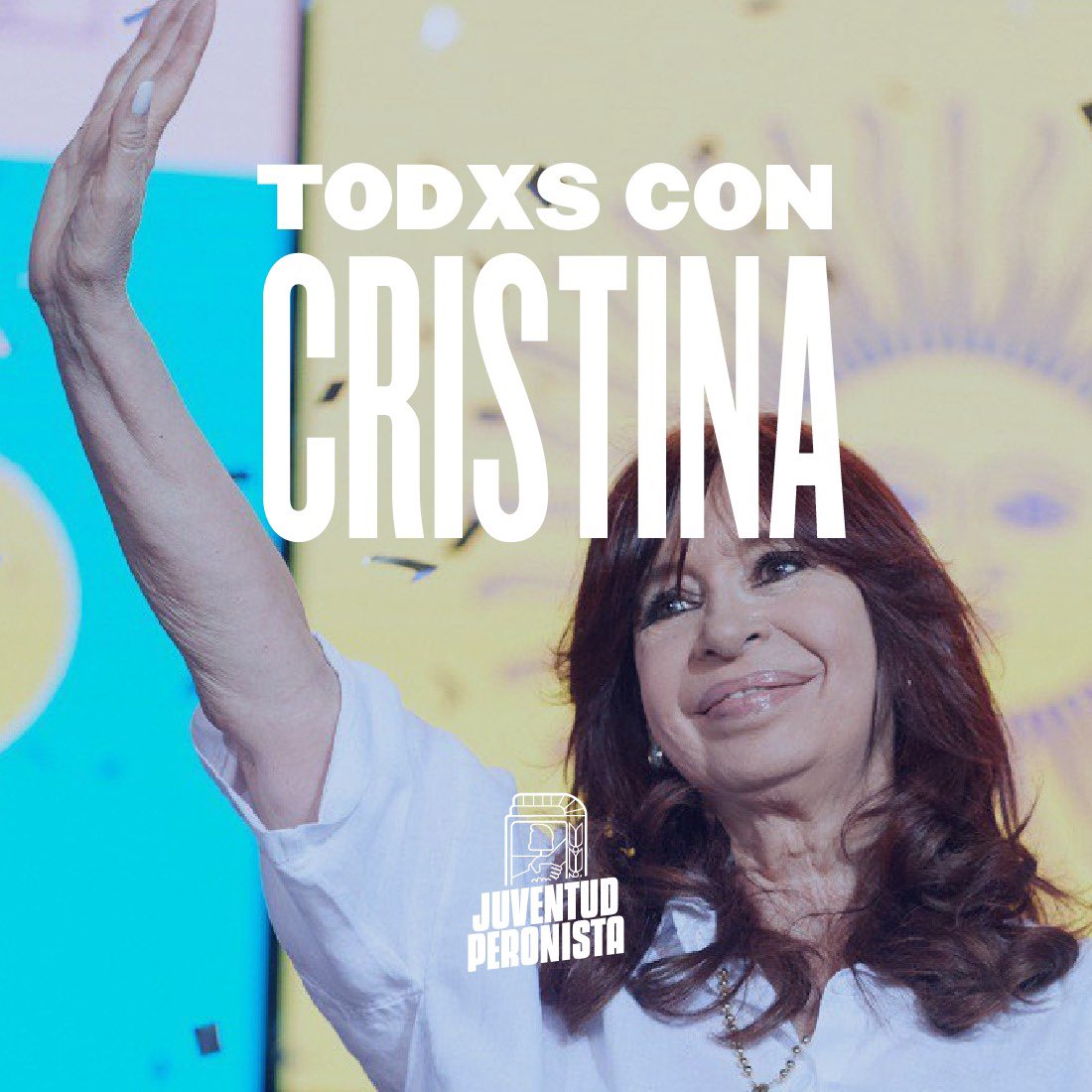 Lombreeze's tweet photo. #TodosConElla 
"La Patria Flyerista".
Las redes sociales, ese dispositivo que te hace pensar que estás cambiando el mundo cuando en realidad estás jugando con el teléfono. https://t.co/hABLLsFMpD