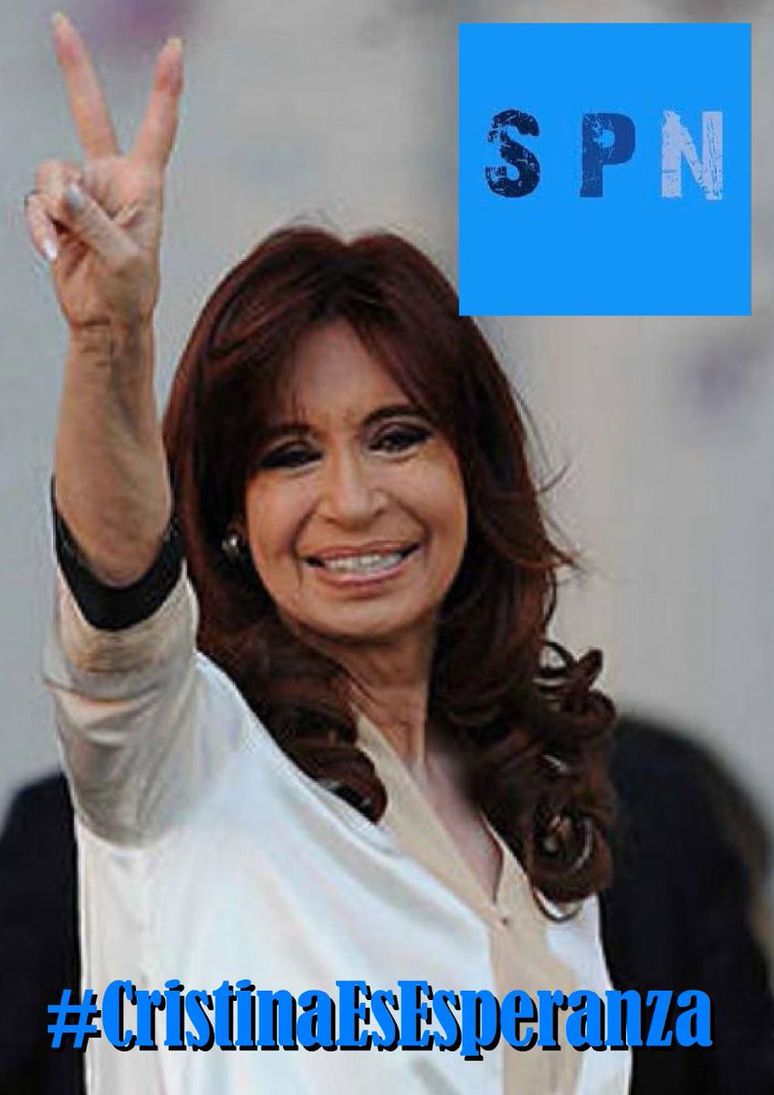 Lombreeze's tweet photo. #TodosConElla 
"La Patria Flyerista".
Las redes sociales, ese dispositivo que te hace pensar que estás cambiando el mundo cuando en realidad estás jugando con el teléfono. https://t.co/hABLLsFMpD