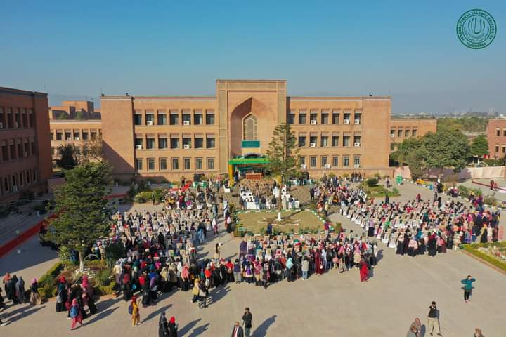 AKFOfficial_IIU's tweet photo. @KSAembassyPK Nawaf Bin Said Al-Malki, inaugurated the #IIUIExtravaganza2022. He said it is a true picture of university’s Islamic & International character. These activities provides a platform to the youth to showcase talent & utilize energies.
#AllKashmirForum #AKF_IIUI #IIUI https://t.co/sMHSos2Cfy