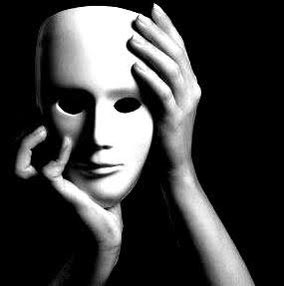 Semakin palsu dirimu…
Semakin luas circle pertemanan mu..

Dan ketika semakin realistis dirimu…
Maka semakin sedikit circle pertemanan mu…

Gud Morning…