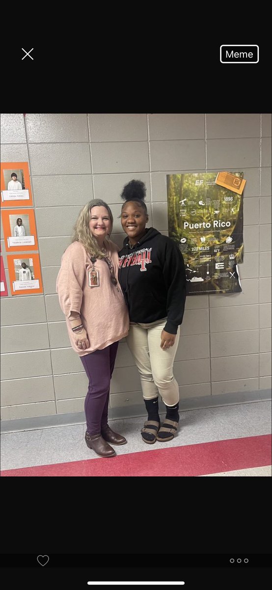 NEHS_Softball1's tweet photo. Big shoutout to two of our Lady Trojans! Anne-Elise Baty for being November’s motivated Trojan and Makayla Morgan for being selected as Mrs. Gonzalez’s student of the month! So proud of you both! 🥎💥💪🏼 https://t.co/8kRo1wrwnu
