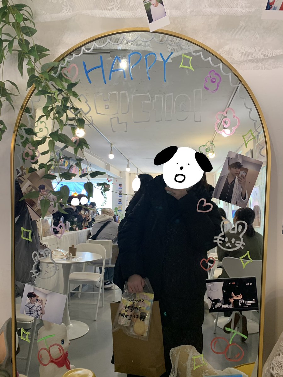 heycomehere_'s tweet photo. 📍모두 다 토끼
강경토끼파의 심장을 쿵쾅거리게 만든 카페.. 정말 제곧내였음 토끼들과 솜인형들과 보송보송한 디테일로 가득 채워진 폭신폭신 사랑스러운 공간🐰💘 
매일 엽서가 달라서 숩랑단의 마음은 3배로 힘들지만 행복했음..😇
#With_love_for_winter_land
#한겨울의_수빈이에게_사랑을_담아 https://t.co/qQWYMbBVZ5