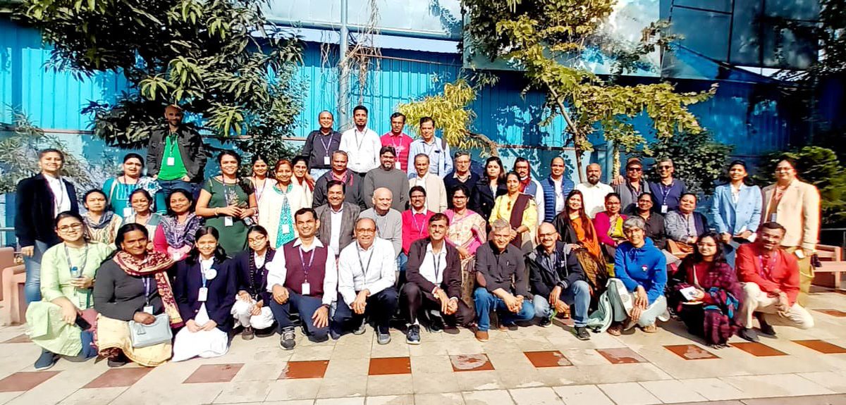 Children are the priority. 
Collaboration is the strategy.
 
Members of Civil Society organizations from USA and India organised by <a href="/Vibha_In_India/">Vibha India</a> visited <a href="/rskv_wvn/">RSKV West Vinod Nagar (1002032)</a> today &amp; interacted with Principal <a href="/jyotsna_mary/">Mary Jyotsna Minj</a> &amp; <a href="/munishkindian/">Munish</a> to know educational reforms.