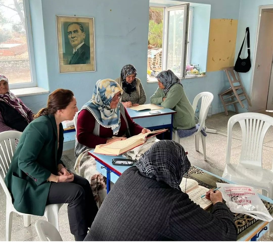 Aşağıçeşme Köy Yaşam Merkezimizde Yetişkinler İçin Kuran-ı Kerim Okuma Kursumuz devam ediyor. @hbogm <a href="/sdulger43/">Sabahattin DÜLGER</a>  <a href="/DenizlimemHBO/">DenizlimemHBO</a> @yavuzcaglar3