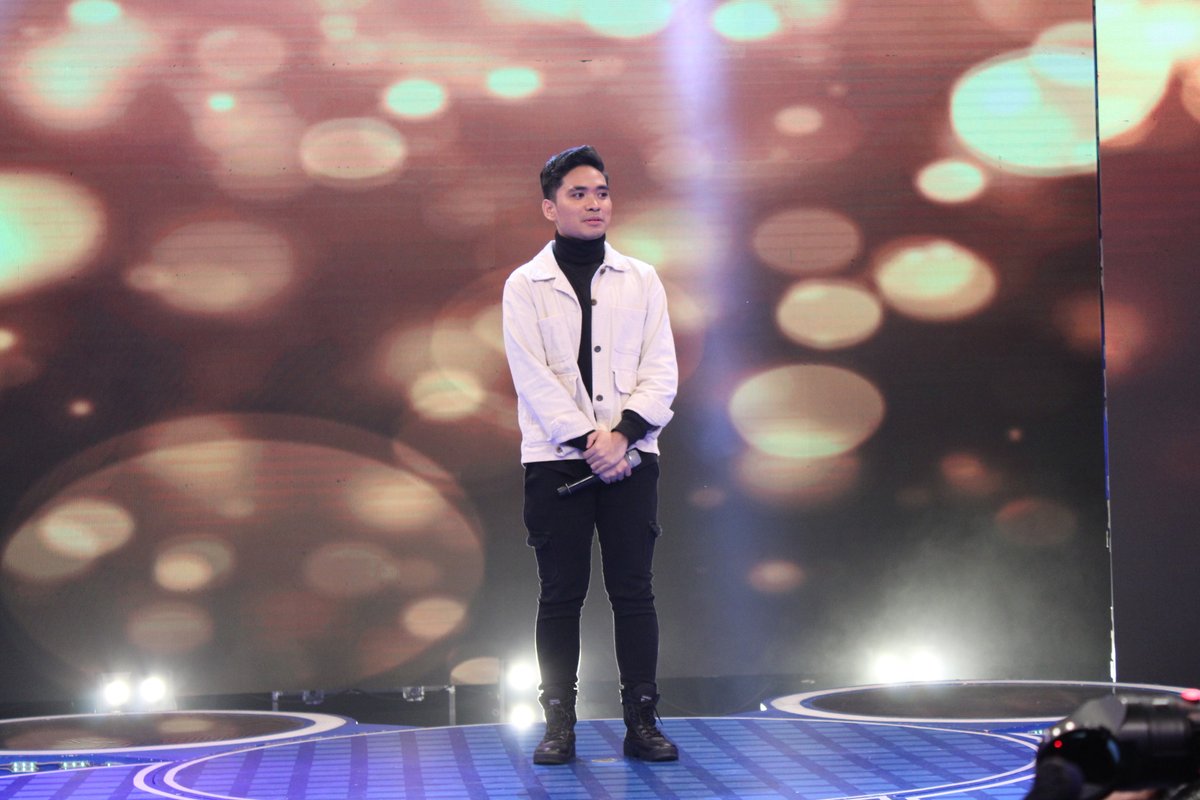 itsShowtimeNa's tweet photo. 🎙Congratulations sa BAGONG KAMPEON ng Tanghalan, KYLE RALVIN! #ShowtimePartnersInFun
WATCH & SUBSCRIBE NA DITO:
https://t.co/K3Ul2kTsvn https://t.co/aWlc6WIZG9