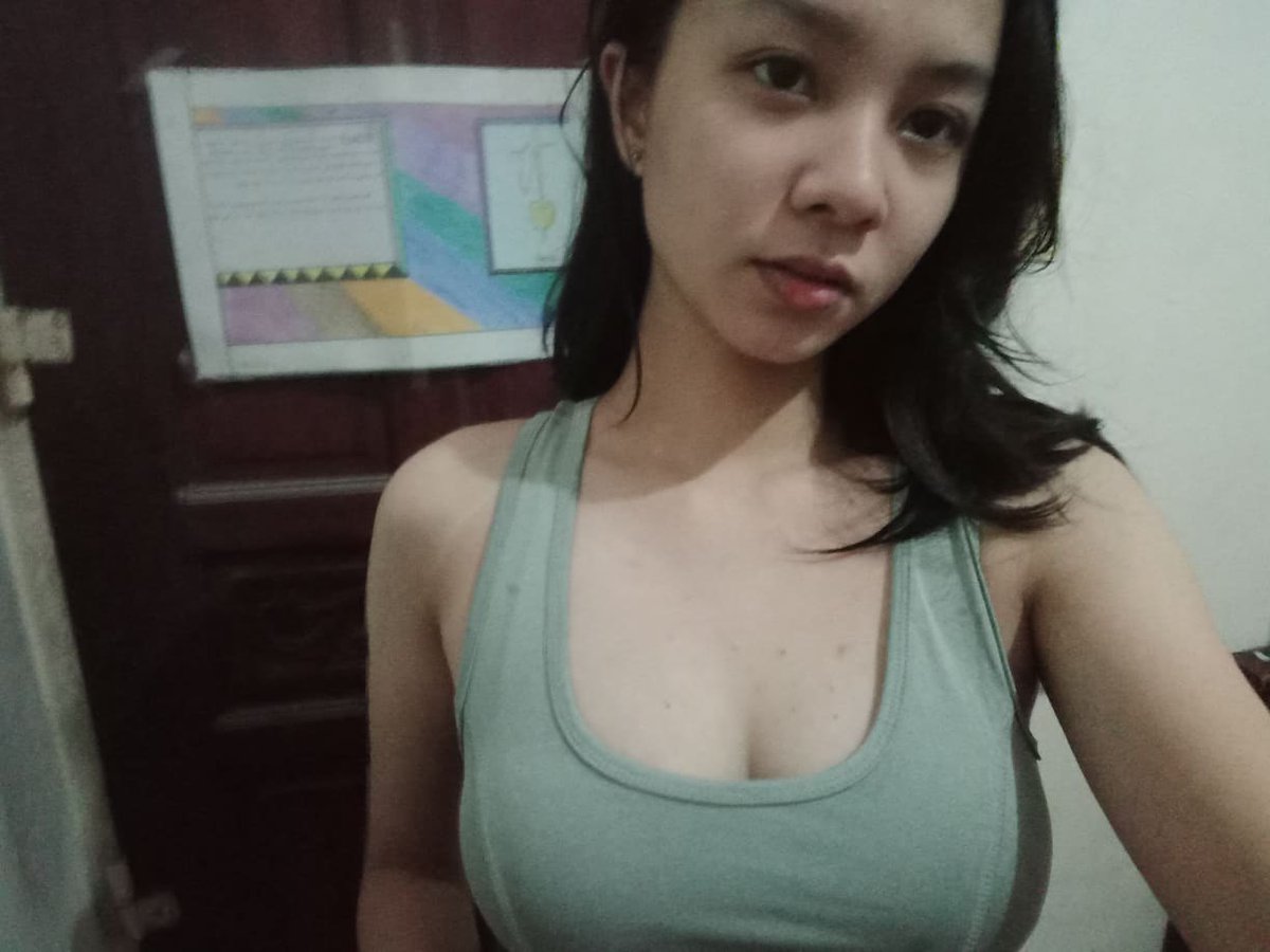 Chloeja51880013's tweet photo. Free video clip for all 🤩

Just heart retweet and follow 💓

Don't forget to avail my channel💓

DM me on my TG : @Chloejane00 

#alterphillippines #alternewbie #AlterManila #alterph #vcs #nsfwtwt #alterpinay #AlterBookings #alterbagets #alterworld https://t.co/M1c8TARrPd