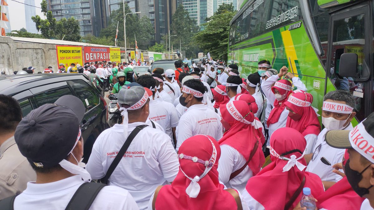 RBL805's tweet photo. Forum Gerakan Koperasi Indonesia menyuarakan aspirasi ke Kemenkop. #TolakOJKdiKoperasi. https://t.co/cC9WHrwZx5