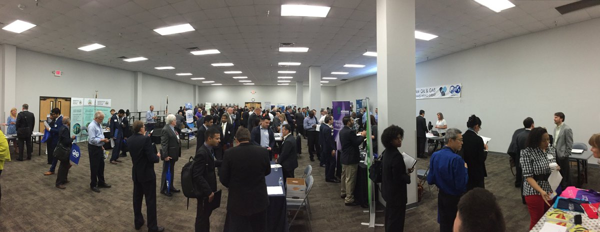 CSusanHowes's tweet photo. Welcoming @AadeHouston @AAPG @AICHESTS  
@AWG_org @Energy_Support @GSHTX  #HAPL 
@MTSociety @ocfHouston #PiFNP @PMIHouston
 @RMAGDenver @SEG_org to @SPEGCS Energy Professionals Hiring Event. Volunteer meeting Dec. 7: https://t.co/UOimobadjE #energy #Professional #jobs #WeAreSPE https://t.co/8XVq9x1yiY