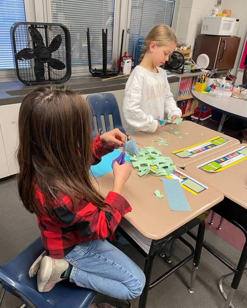 It’s candyland time again! Making snowflakes today to decorate our hall! #avocalearns