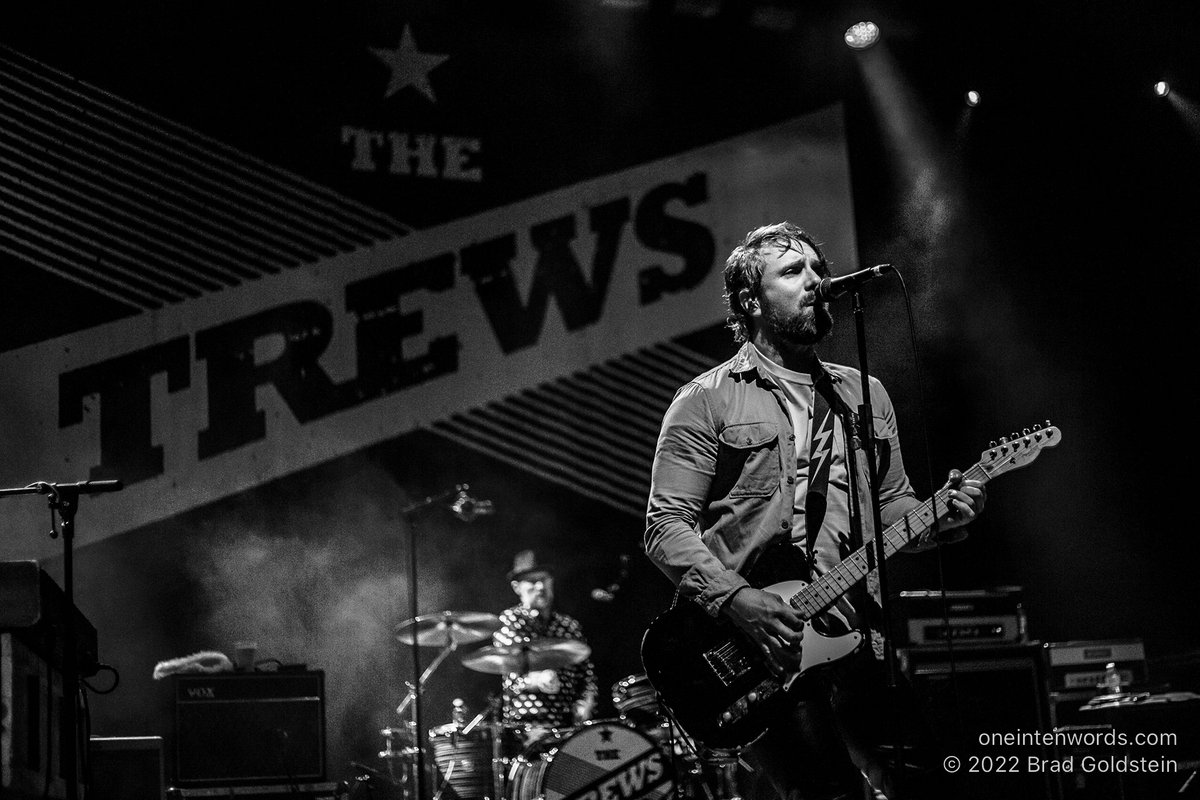 oneintenwords's tweet photo. The Trews played The Danforth Music Hall on Saturday night. All photos are up now at https://t.co/Tt5T9ieriy. 📷: Brad Goldstein.  #concertphotography #thetrews #wanderer #wanderertour https://t.co/6GeYN2K8jI