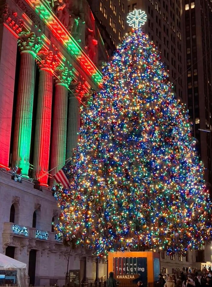 #NewYork Stock Exchange #ChristmasTree ✨🎄✨

#beautiful #gorgeous #stunning 
#Christmas #christmasdecor #ChristmasLights #christmasseason #Christmastime 
#Xmas #xmastree #xmasdecor #xmaslights #xmasseason #xmastime 
#Manhattan #NewYorkCity #ilovenewyork #NYC #NY #America #USA