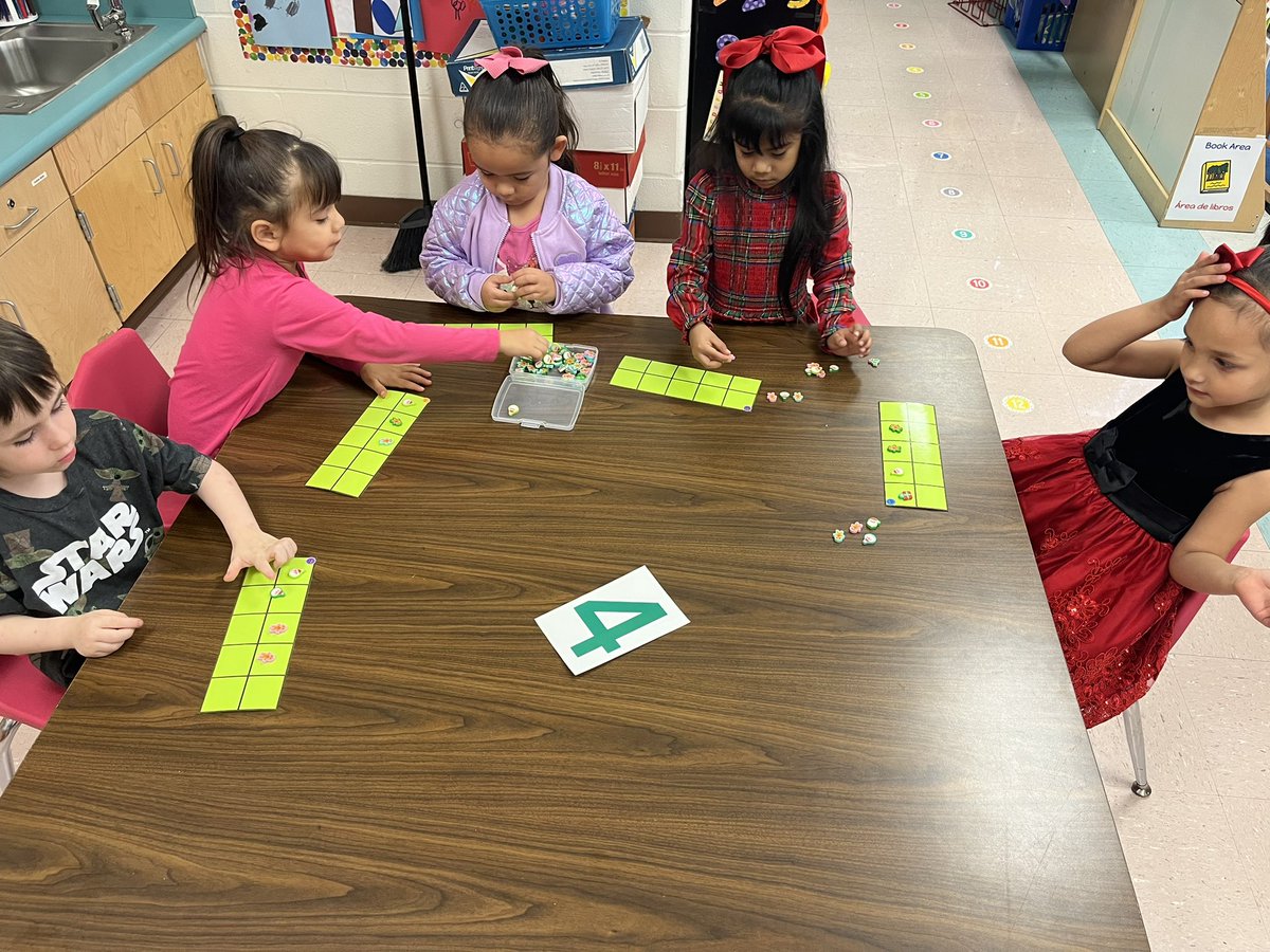 Carolina Devora tweet media