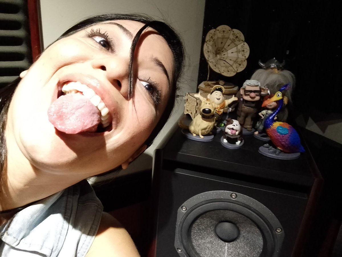 ArelysBustos's tweet photo. New lanzamiento pronto  #fanskayelatina.Tema #Original #biografíco de esta servidora a la luz pública. Balada influencia #Soul #Titulada: 'Y entonces qué 🙏🪄🖤🎶🔝'. Gracias Dios y sus Ángeles.Gracias a uno de mis #Mentores en #ProducciónMusical @FeloBass y+talentosos músicos https://t.co/OA4cKpPUlu
