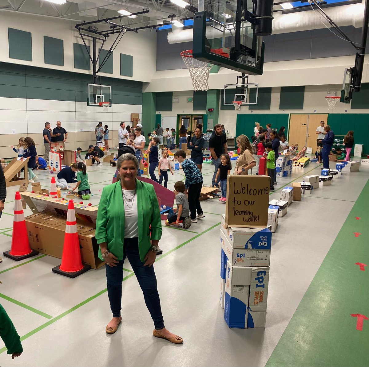 WGESPTO's tweet image. This evenings WGES Cardboard Challenge event was a load of cardboard fun! 

All thanks to Mrs. Timmerman and her incredible students creators! 
Who knew a gym full of cardboard creations could be so entertaining? 🤯
Impressive!