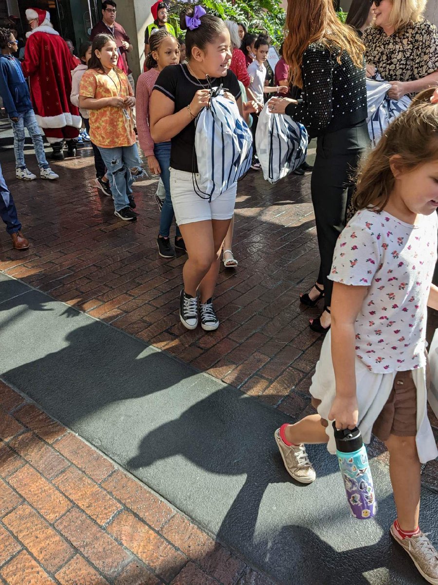 Jennifer Edelblute-Caggia tweet media