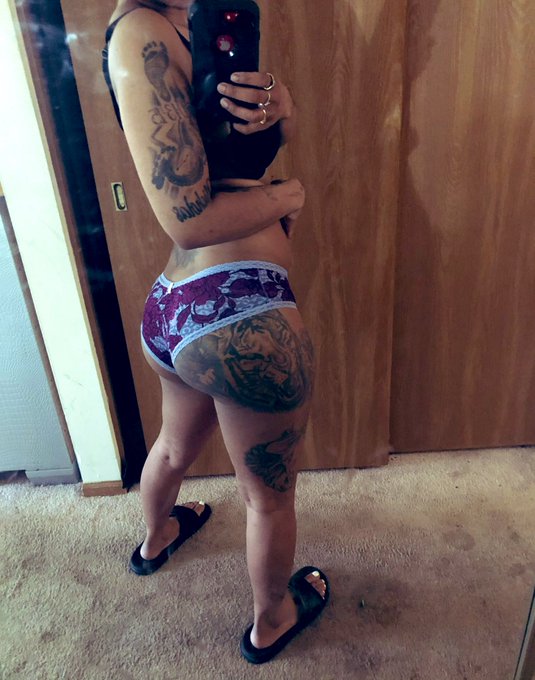 Luhhhh babyyy onaaa geee finna out this fat juicy asssh on him😜 https://t.co/Tbrf9vTh4i<a href="/tag/subscribenow"class="tags"><span>#subscribenow</span></a>