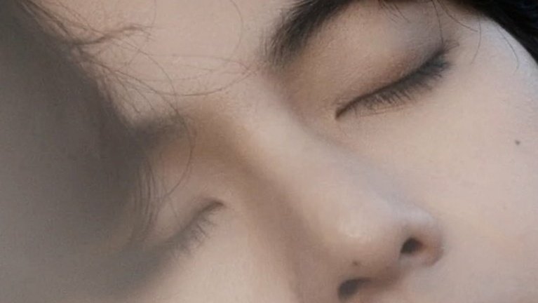 dailysoftete's tweet photo. taehyung's fairytale like eyelashes so pretty and long https://t.co/htPxJ5DK8T