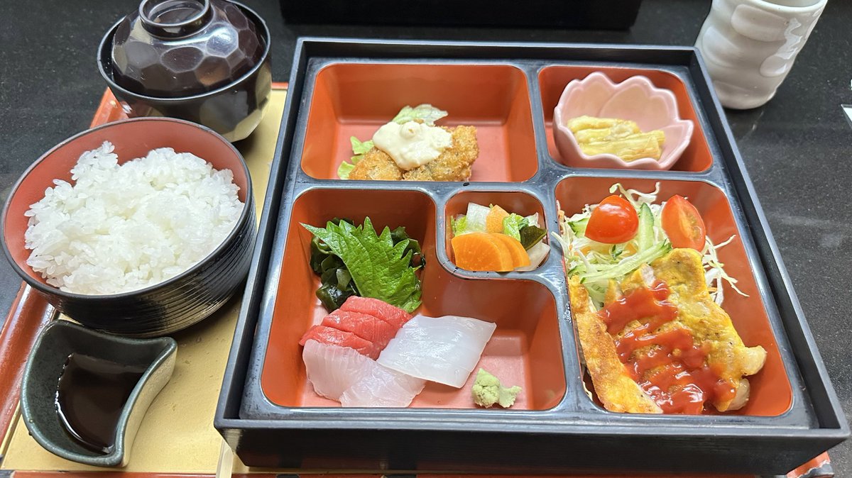 chikach_mama's tweet photo. 今日は子供を保育園に預けている間、久しぶりにプチ贅沢ランチをしました！ https://t.co/LgIPvhGqjW