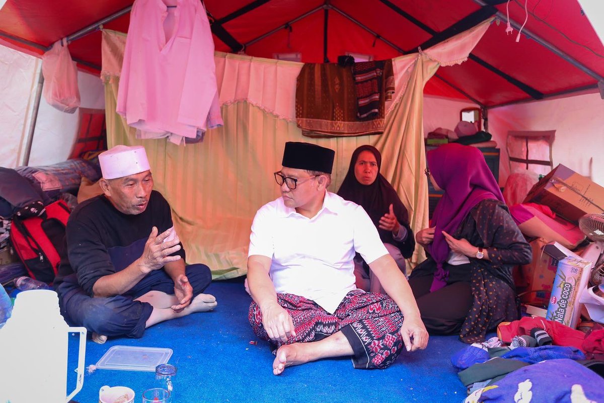 Pesantren Gasol Pusaka, salah satu pesanten di Cianjur yg rusak parah akibat gempa. pemerintah harus perhatikan sarana fasilitas belajar santri supaya belajar mengajar di pesantren tetap berjalan.