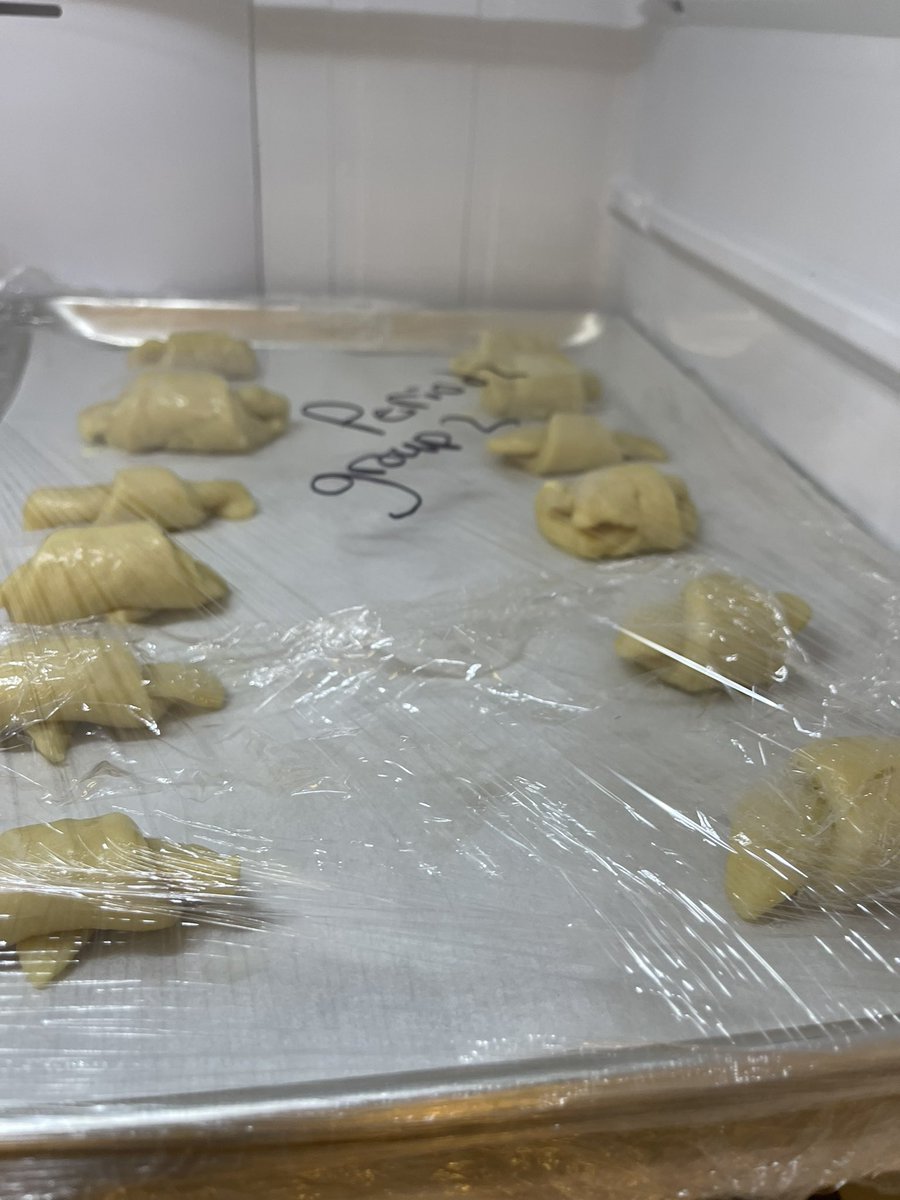 Imallaboutthef1's tweet photo. Teaching the science of baking can be fun! Skills in math, reading, biology and problem solving are engaged in this lesson! CTE Foods and Nutrition is more than just cooking! #elevatefcs @NCFCSEd @CTEforNC @GCPSchools @NcacteE @aafcs #yeastbread https://t.co/qNbWMHs8of