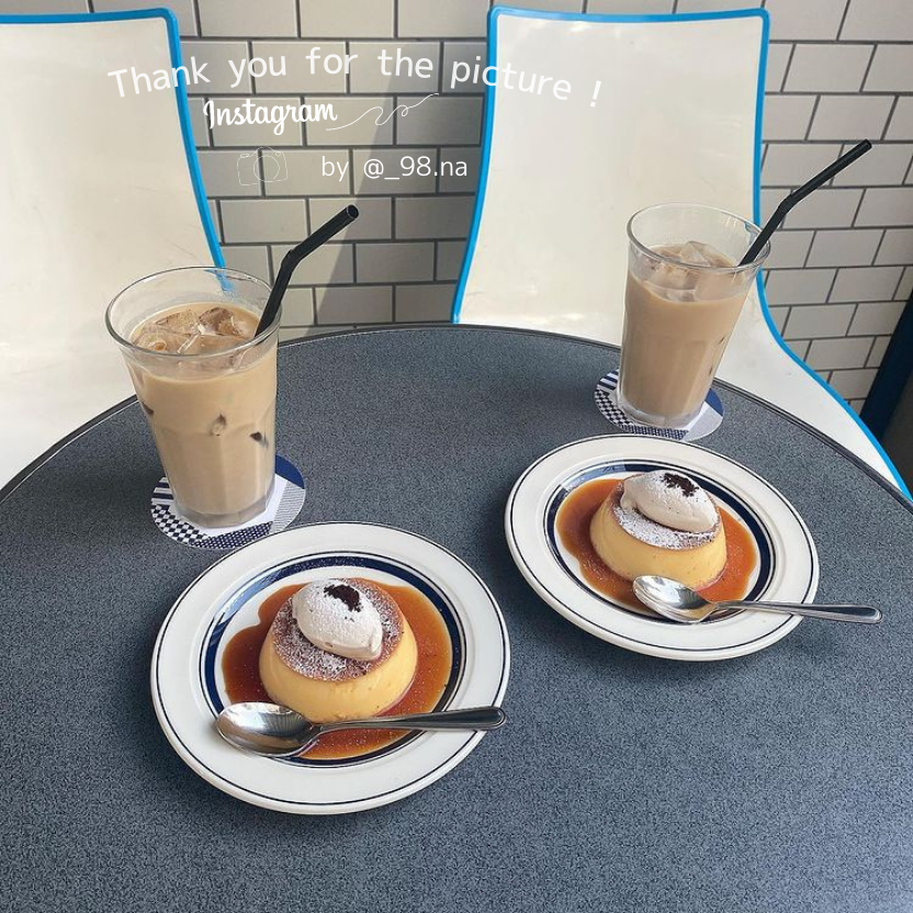 choux2cafe's tweet photo. 🍂COFFEEHOUSE NISHIYA - in 渋谷

🤍プレミアム プリン ¥𝟧𝟧𝟢
🤍アイスカフェラテ ¥𝟧𝟧𝟢

店内は、イタリアにある老舗コーヒーショップという感じで上品さのあるお洒落カフェ

カウンター席が中心で、テーブル席が少しと外にテラス席もあります✨
#東京カフェ #choux2cafe #coffee # https://t.co/xWAdJYhWLS